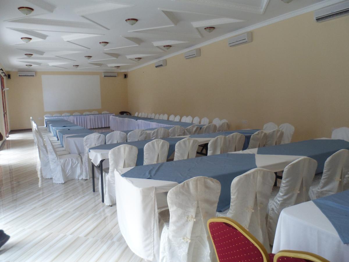 Amaan Ocean Hotel Kihinani Bububu Extérieur photo