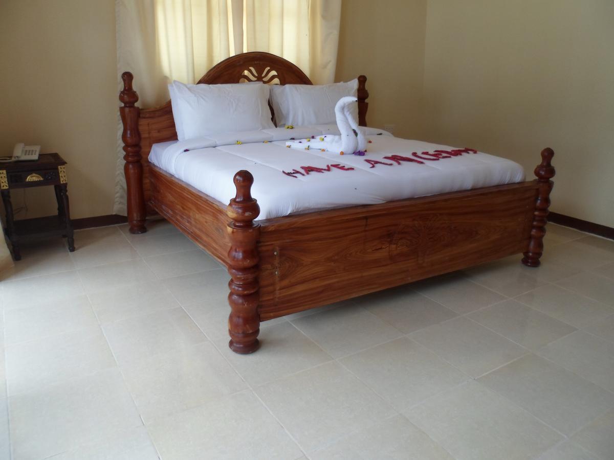 Amaan Ocean Hotel Kihinani Bububu Extérieur photo
