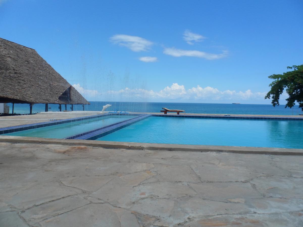 Amaan Ocean Hotel Kihinani Bububu Extérieur photo